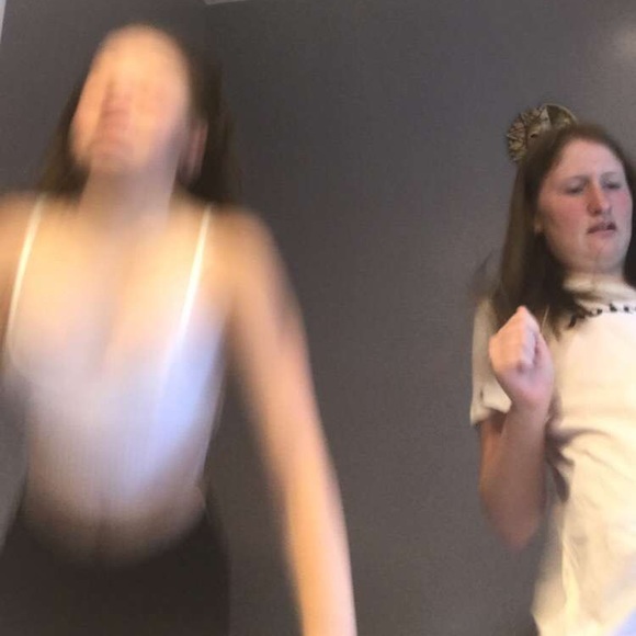 Meet your Posher, Emily - Picture 1 of 1